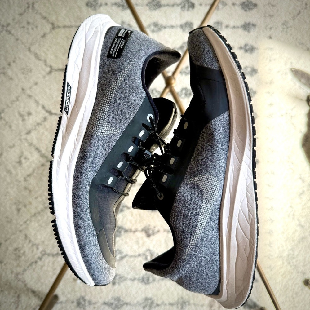 Nike PEGASUS Men's Grey Performance Running Shoes